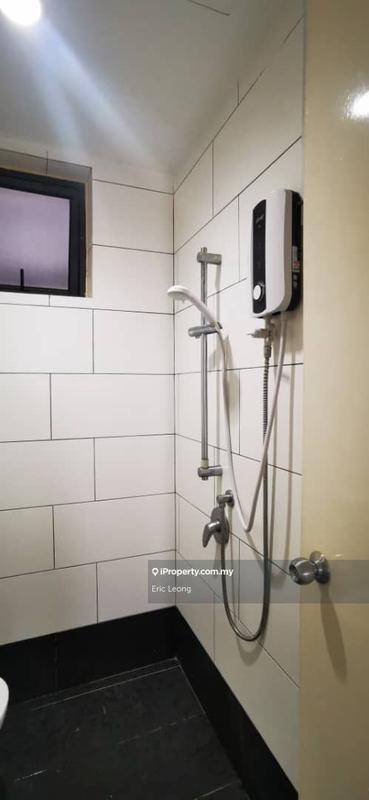 Kediaman Servis untuk Dijual di Univ 360 Place oleh Eric Leong - iProperty.com.my
