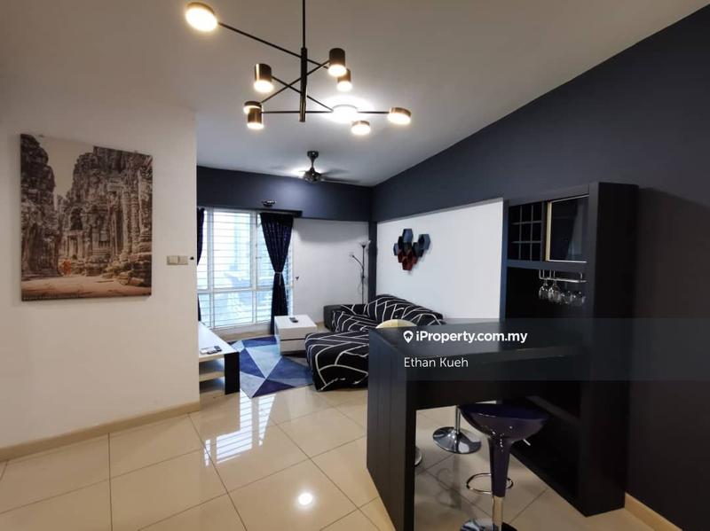 For Rent - Tiara Mutiara / The Crown