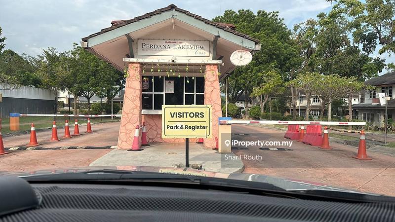 Tanah Kediaman untuk Dijual di Facing Lake Bungalow Lot Perdana Lake View East, Cyberjaya oleh Sharil Routh - iProperty.com.my