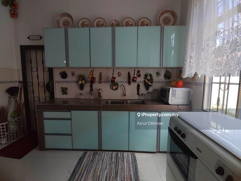 Bungalow House for Sale in Taman Tuanku Jaafar, Senawang by Azrul Othman - iProperty.com.my