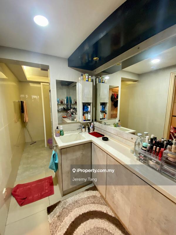 Rumah Berangkai 2.5 Tingkat untuk Dijual di Guarded and Extended 2.5 Storey Home, Damansara Heights oleh Jeremy Tang - iProperty.com.my