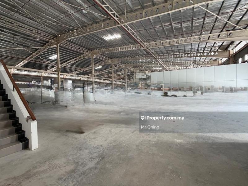 For Rent - 2 Acre Warehouse Factory Office Kawasan Perusahaan Senawang Seremban