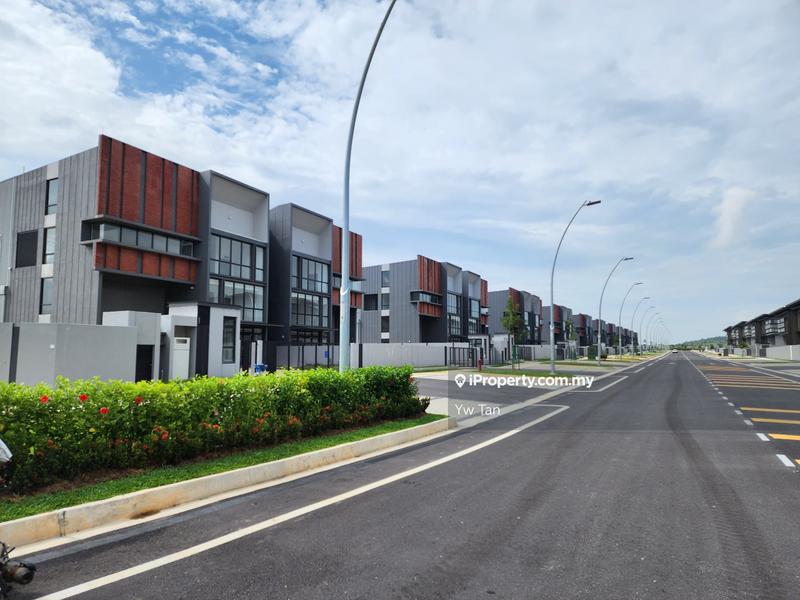 Semi-D Factory untuk Dijual di Elmina, Shah Alam oleh Yw Tan - iProperty.com.my