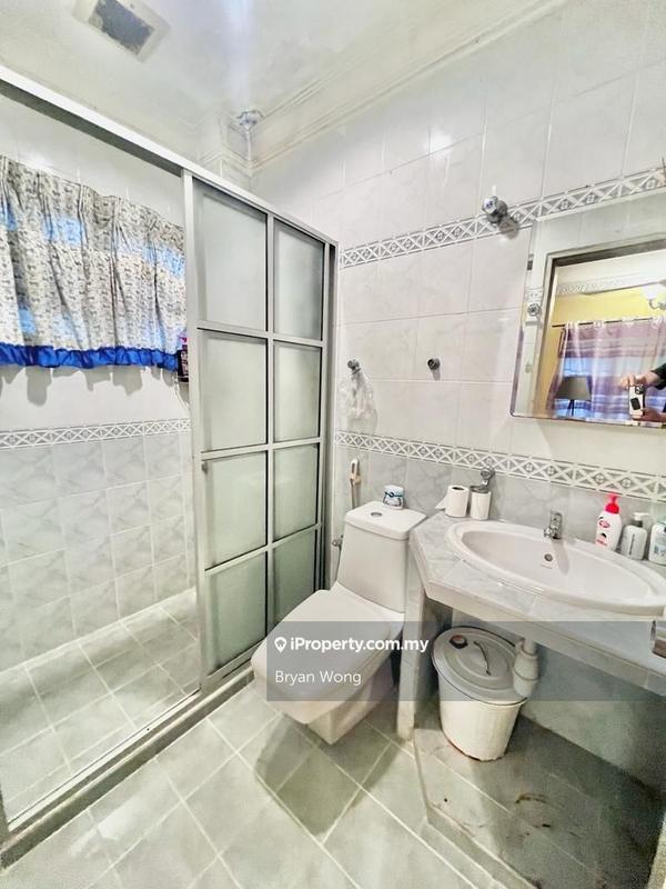 Semi-Detached House for Sale in Damansara Jaya, Petaling Jaya by Bryan Wong - iProperty.com.my