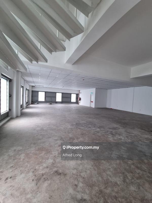 For Rent - Facing Road 4sty Semi-d Commercial Shop , Seri Kembangan