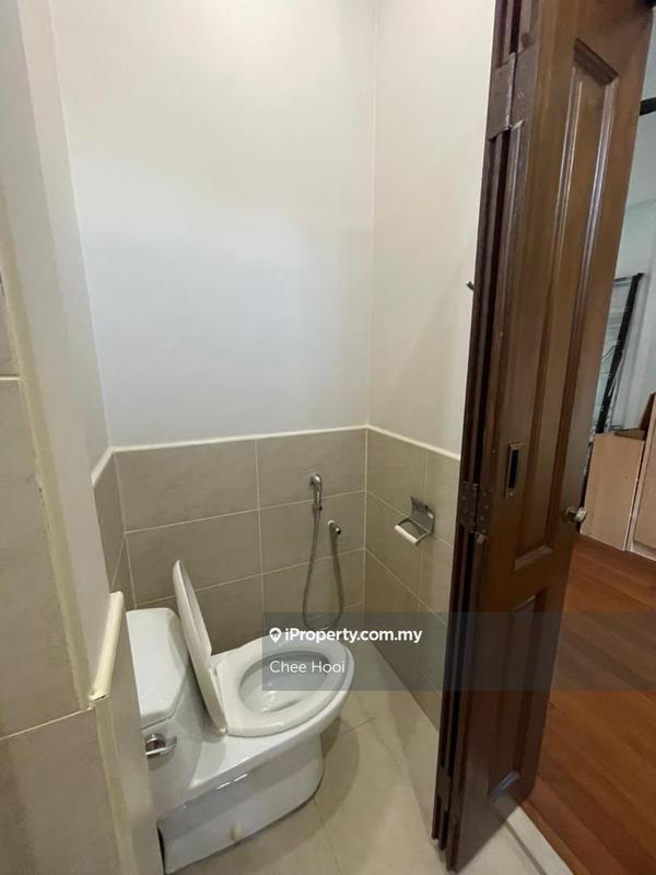 Rumah Berkembar untuk Dijual di Jalan Bunga Kaca Piring, Tanjung Bungah oleh Chee Hooi - iProperty.com.my