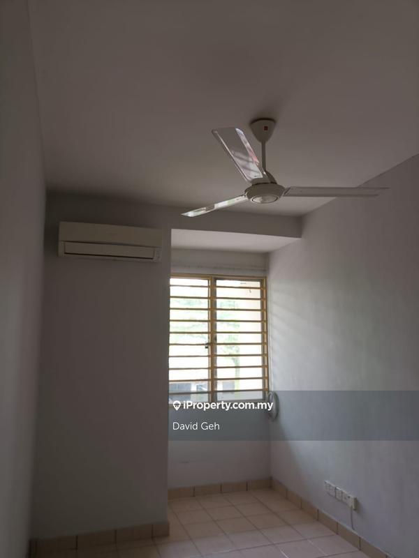 Rumah Berangkai 2 Tingkat untuk Dijual di kjtqa, Seri Kembangan oleh David Geh - iProperty.com.my