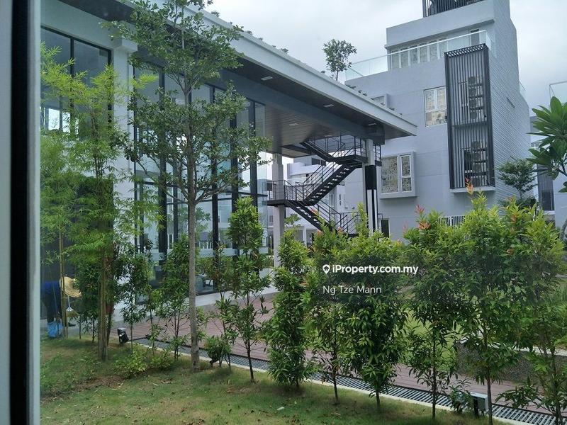 Bungalow House untuk Dijual di Lakefront Villa, Cyberjaya oleh Ng Tze Mann - iProperty.com.my