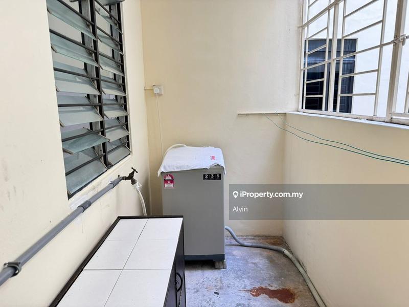 Apartment for Rent in Pangsapuri Bukit Beruang Permai by Alvin - iProperty.com.my