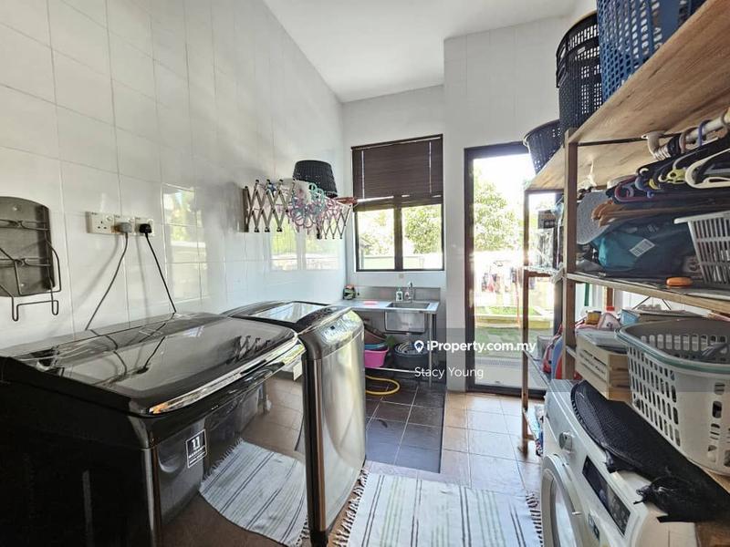 Bungalow House for Sale in Country Heights, Kajang by Stacy Young - iProperty.com.my