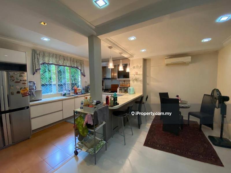 Bungalow House for Sale in SS19, Subang Jaya by Celia Tan - iProperty.com.my