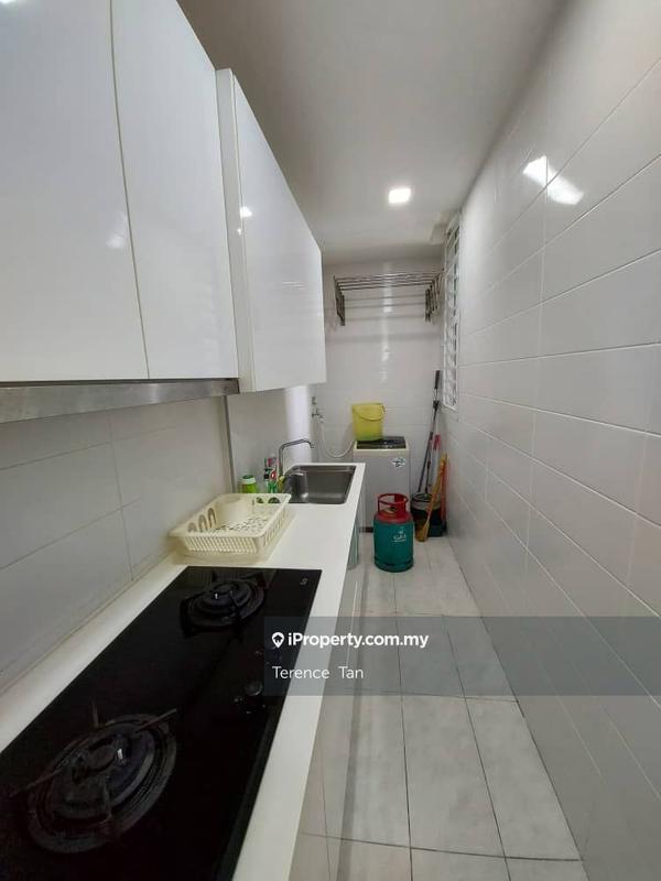Service Residence for Sale in Paragon Residences @ Straits View by Terence Tan - iProperty.com.my