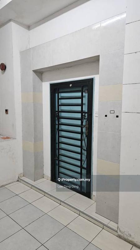 Hotel / Resort untuk Dijual di Taman Pelangi, Johor Bahru oleh Lee Ding Ding - iProperty.com.my