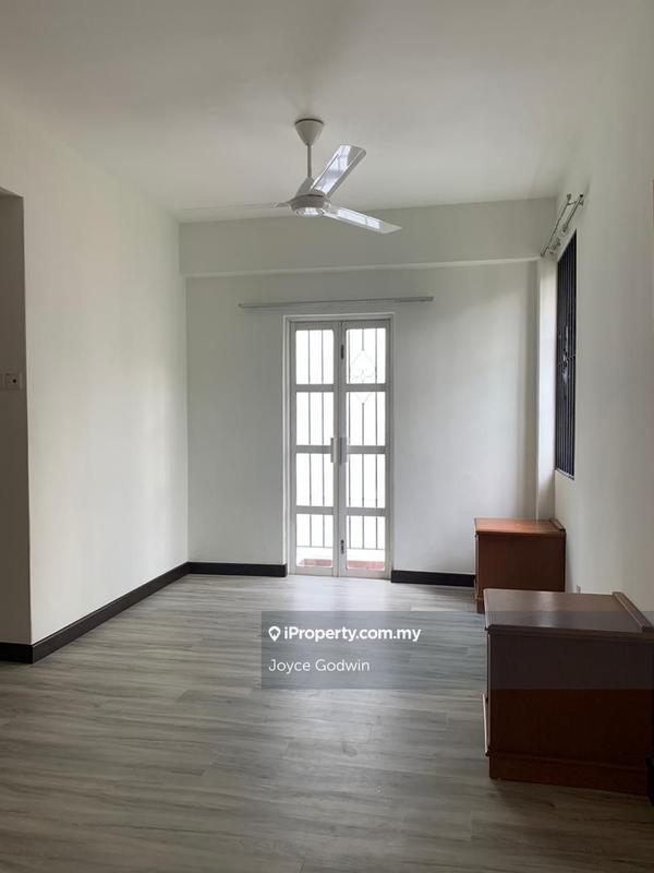 Condominium for Sale in Andalucia by Joyce Godwin - iProperty.com.my