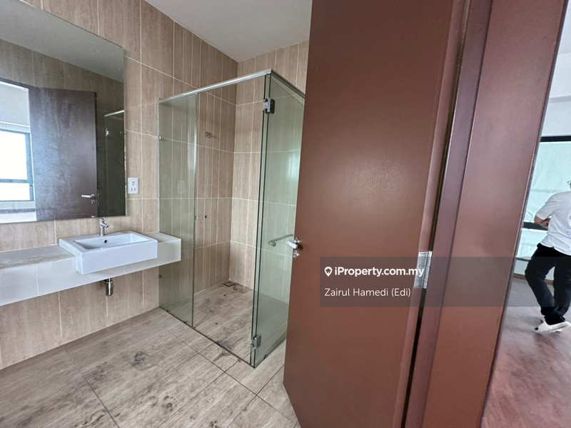 Banglo untuk Dijual di Subang Bestari, Shah Alam oleh Zairul Hamedi (Edi) - iProperty.com.my