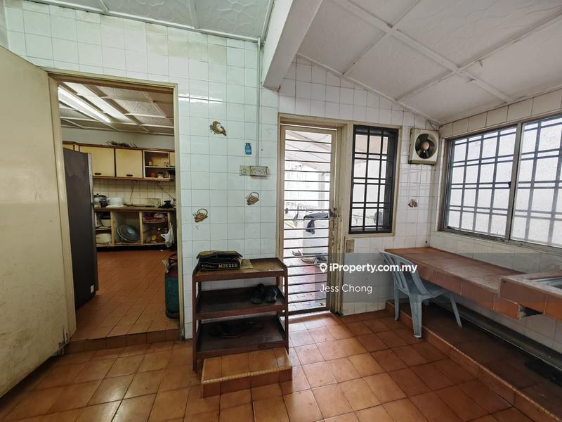 Semi-Detached House for Sale in Taman Tun Dr. Ismail, Kuala Lumpur by Jess Chong - iProperty.com.my