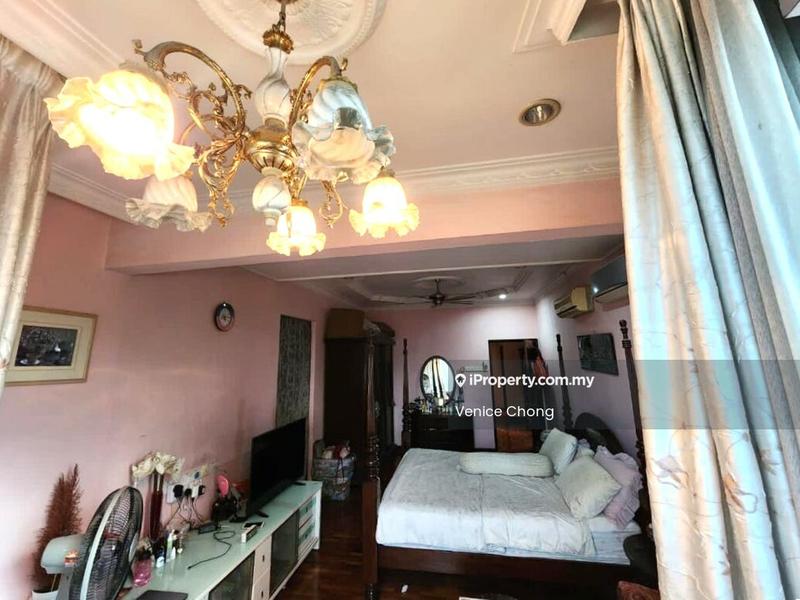 Semi-Detached House for Sale in Bandar Baru Sri Petaling, Sri Petaling by Venice Chong - Bedroom - iProperty.com.my