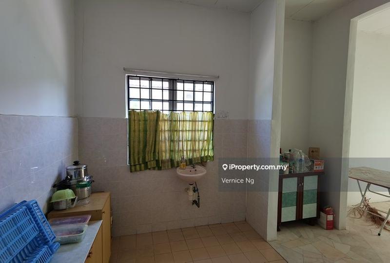 Banglo untuk Dijual di Pantai Sepang Putra, Sepang oleh Vernice Ng - iProperty.com.my
