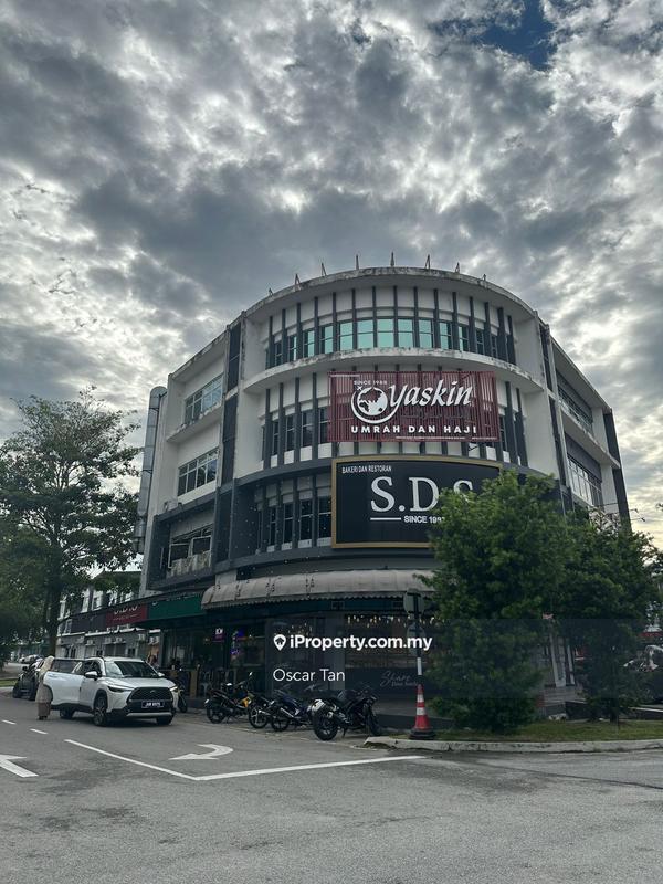 Shop for Rent in Bandar Seri Putra, Bangi by Oscar Tan - iProperty.com.my
