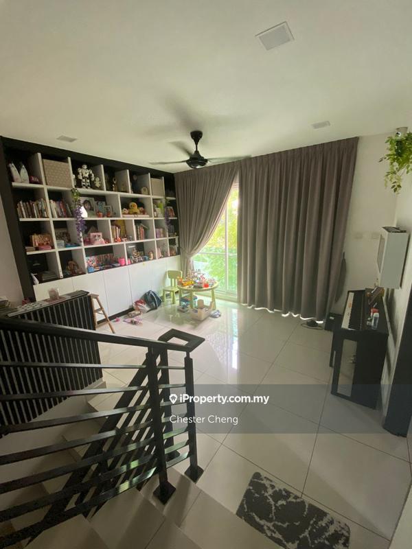 Rumah Berangkai 3 Tingkat untuk Dijual di Alstonea @ Taman Subang Mas, Subang Jaya, Subang Jaya oleh Chester Cheng - iProperty.com.my
