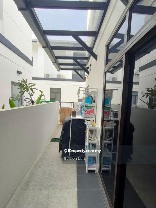 Rumah Berangkai 2 Tingkat untuk Dijual di Eco Grandeur, Puncak Alam oleh Benson Lian - iProperty.com.my