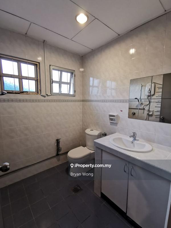 Bungalow House untuk Dijual di Seksyen 17, Petaling Jaya oleh Bryan Wong - iProperty.com.my