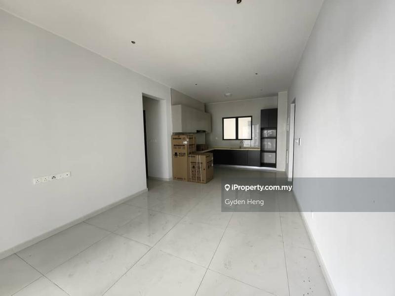 For Sale - Bay Laurel @ Country Garden Danga Bay