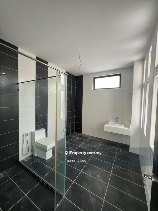 Bungalow House for Sale in Bukit Sungai Long, Bandar Sungai Long by Teammy Lee - iProperty.com.my