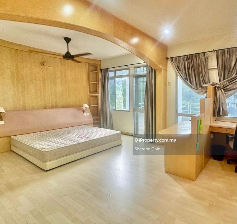 For Sale - Leader Garden