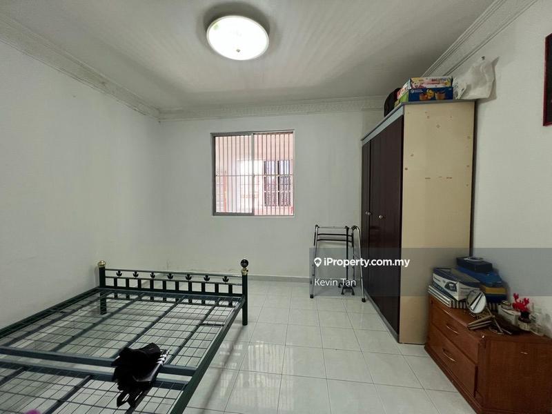 Rumah Berangkai 1.5 Tingkat untuk Dijual di Taman Lucky, Bangsar oleh Kevin Tan - iProperty.com.my