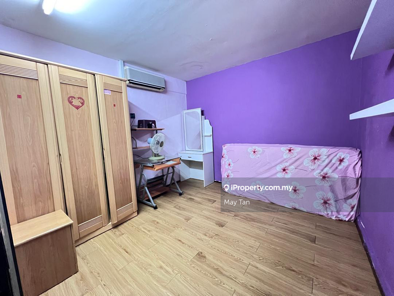 Rumah Berangkai 3 Tingkat untuk Dijual di Taman Kluang Barat, Kluang oleh May Tan - iProperty.com.my