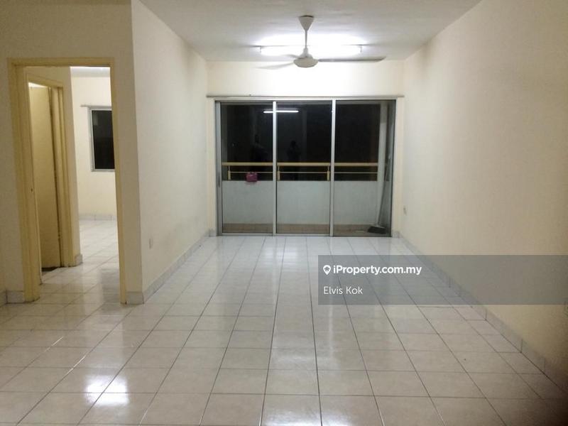 For Sale - Flora Damansara Apartment