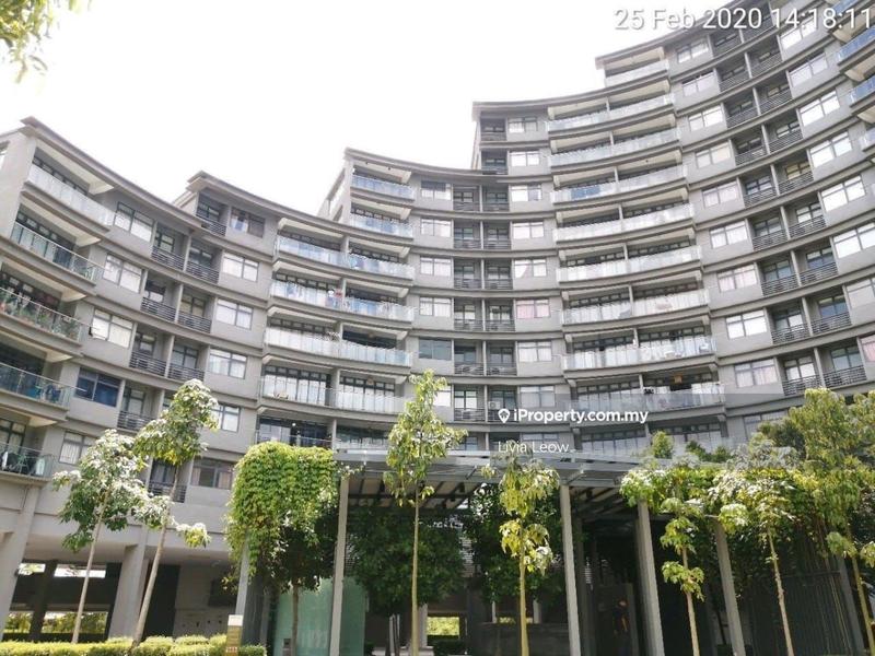 For Sale - Mirage By The Lake