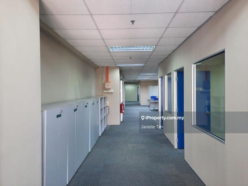 Pejabat untuk Disewa di Seksyen 16, Petaling Jaya oleh Janelle Tan - iProperty.com.my