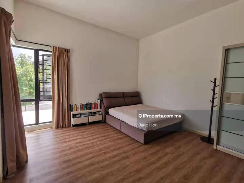 Townhouse for Sale in 16 Sierra, Puchong by Jane Hor - iProperty.com.my