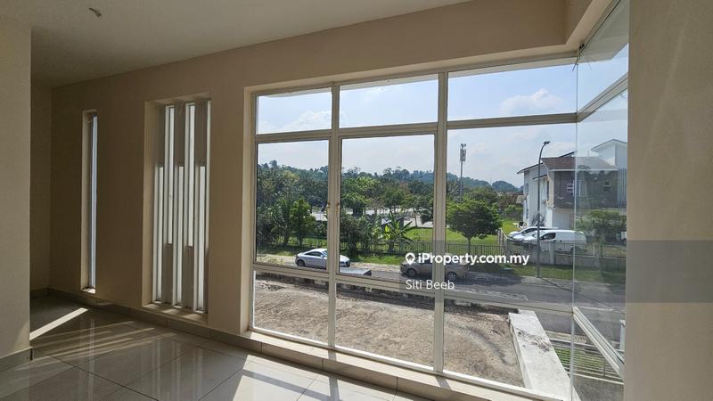 Rumah Berkembar untuk Dijual di Bukit Bandaraya, Shah Alam oleh Siti Beeb - iProperty.com.my