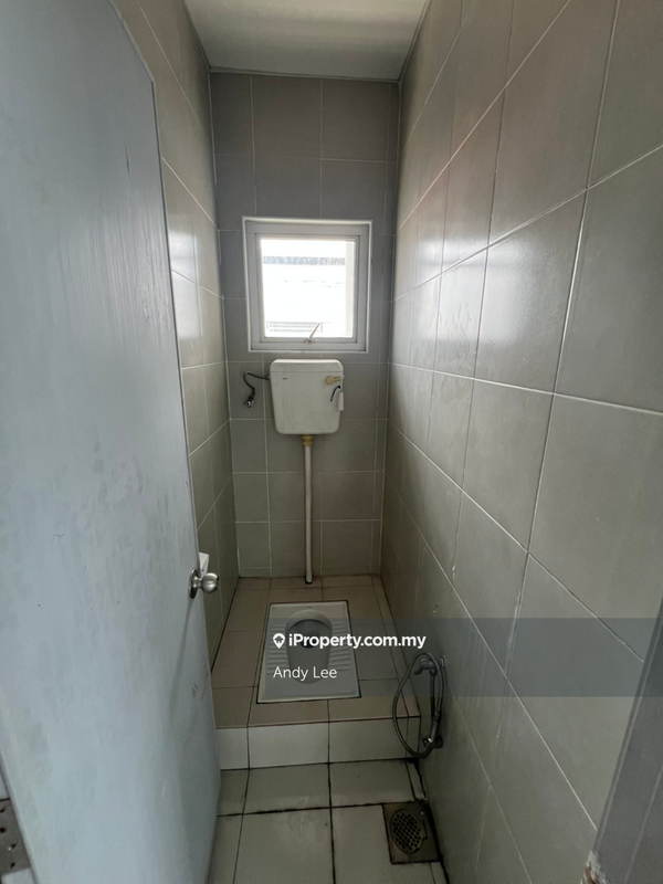 Shop / Office untuk Disewa di Taman Cahaya Alam, Shah Alam oleh Andy Lee - iProperty.com.my