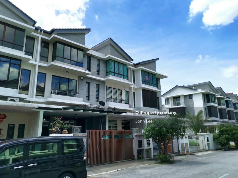 Rumah Berangkai 2.5 Tingkat untuk Dijual di Taman Putra Impiana, Puchong oleh John Lee - iProperty.com.my
