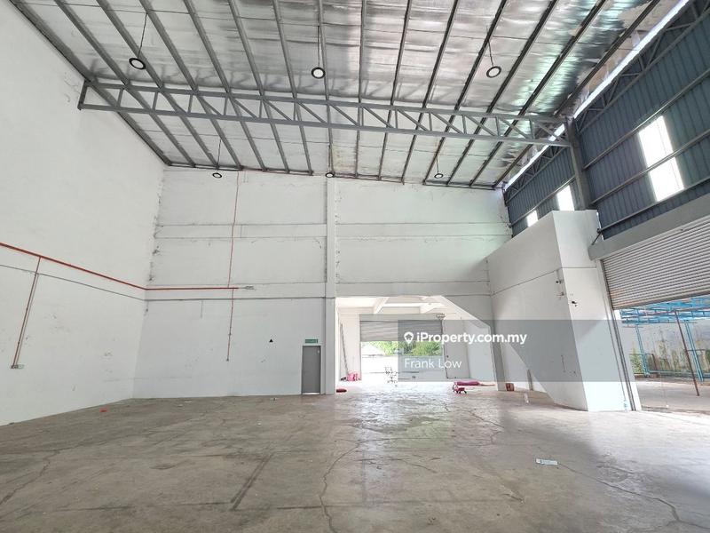 For Rent - INDUSTRI NAUTICAL, 928 CORPORATE PARK, 3.5STY SEMI-D FACTORY WITH LIFT,