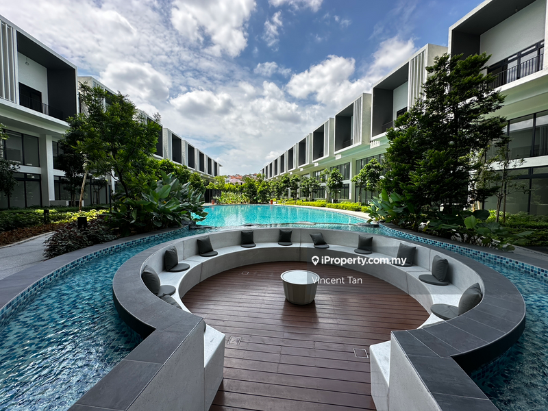 Rumah Teres 3-Tingkat untuk Dijual di Bukit Rahman Putra, Sungai Buloh oleh Vincent Tan - iProperty.com.my