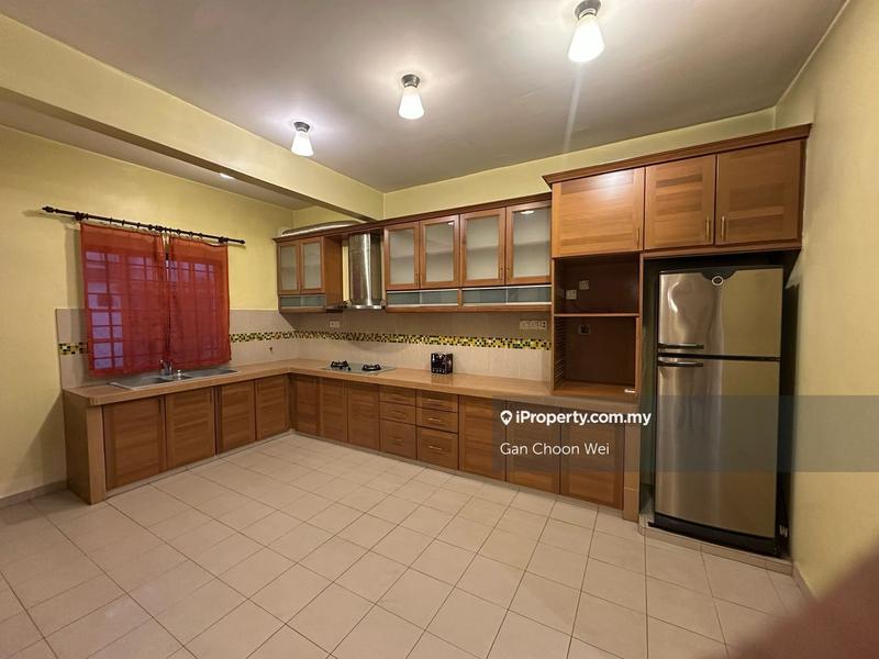 Rumah Berangkai 2 Tingkat untuk Dijual di Putra Heights, Subang Jaya oleh Gan Choon Wei - iProperty.com.my