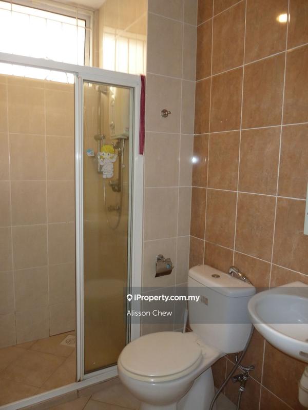 3-storey Terraced House for Sale in Tanjong tokong, Tanjung Tokong by Alisson Chew - iProperty.com.my