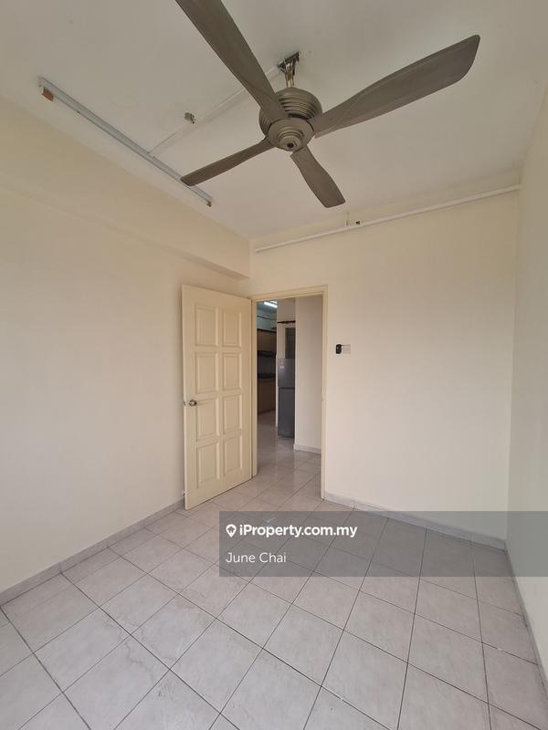 Service Residence for Sale in Villa Mutiara @ Mutiara Kompleks by June Chai - iProperty.com.my