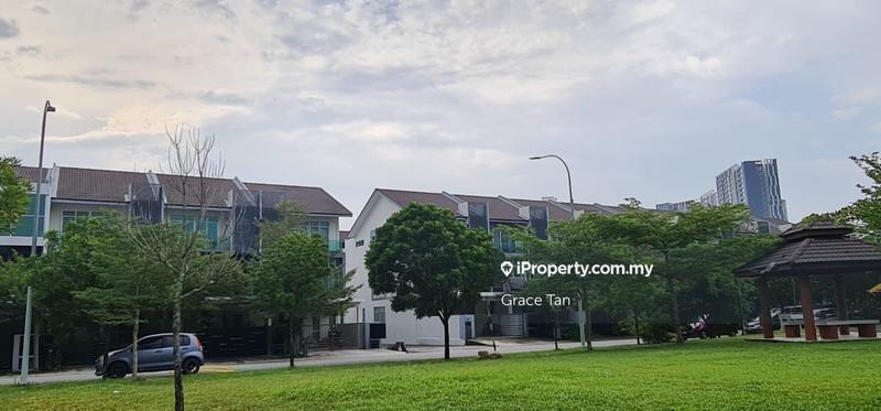 3-storey Terraced House for Sale in BANGI AVENUE 3 STOREY, Bangi by Grace Tan - iProperty.com.my