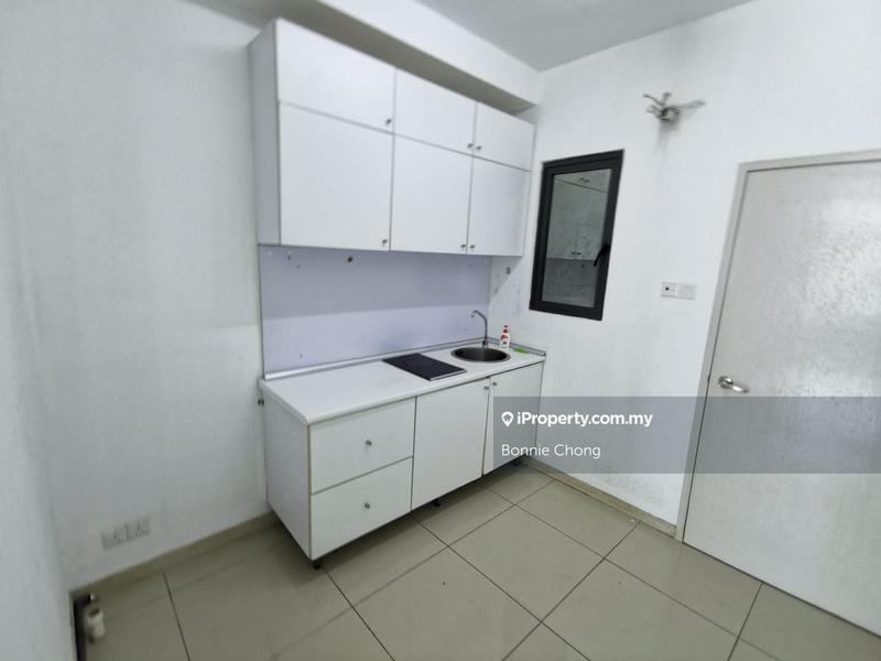 Service Residence for Sale in Centrestage Designer Suite by Bonnie Chong - iProperty.com.my