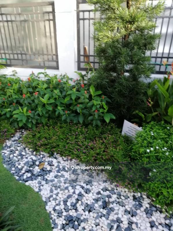 Rumah Teres 2-Tingkat untuk Dijual di Taman Puchong Utama 10, Puchong oleh Shem Yk - iProperty.com.my