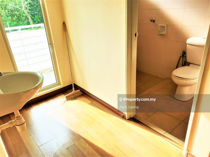 Rumah Bandar untuk Dijual di Taman Bukit Serdang, Seri Kembangan oleh Zack Leong - iProperty.com.my