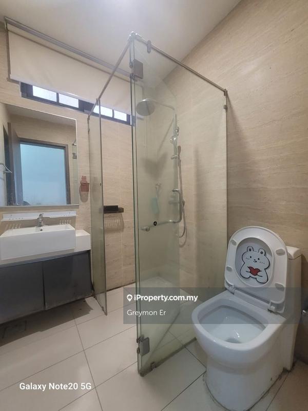 Service Residence for Rent in Crescent Bay Suites (Teluk Bayu) by Greymon Er - iProperty.com.my