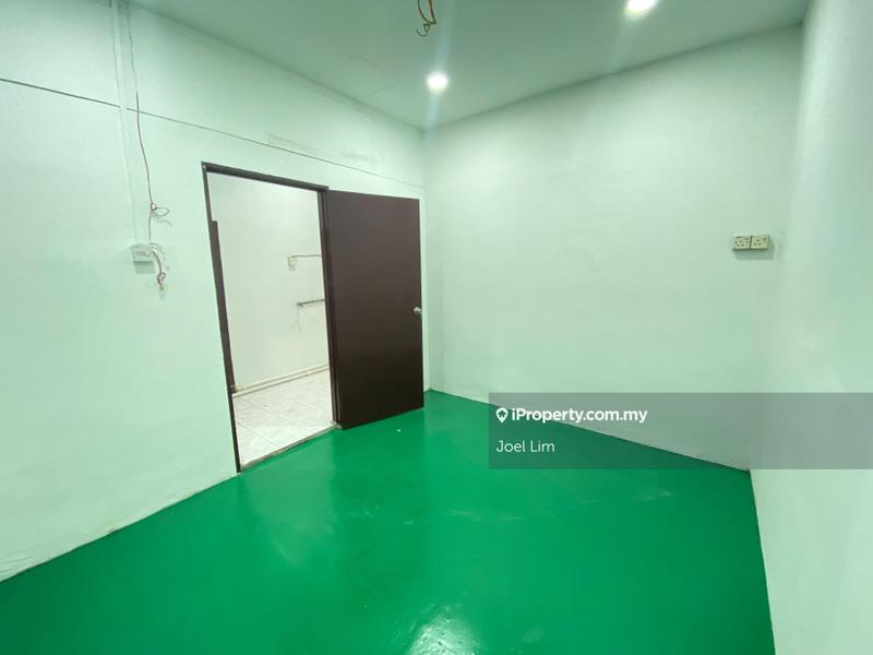 Rumah Berangkai 1 Tingkat untuk Dijual di Kawasan 11, Kampung Idaman, Pelabuhan Klang oleh Joel Lim - iProperty.com.my