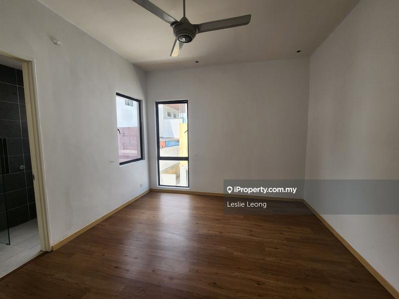Semi-Detached House for Sale in Taman Anggun 3, Rawang by Leslie Leong - iProperty.com.my